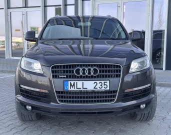 Audi Q7 2