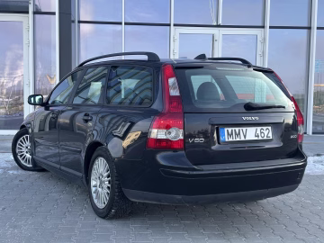 Volvo V50 4
