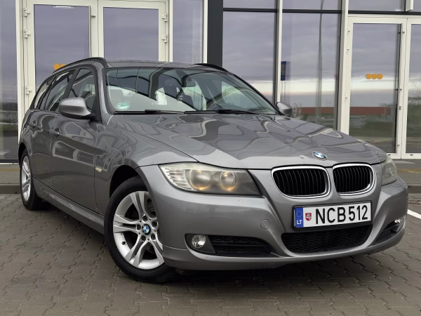 BMW 320 1