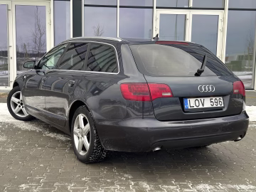 Audi A6 4