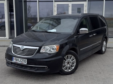 Lancia Voyager 3
