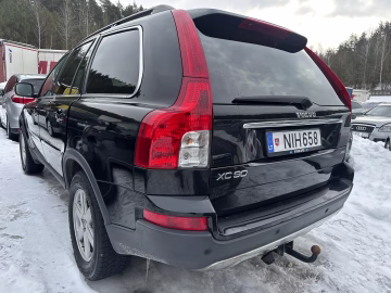 Volvo XC90 4