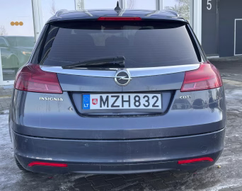 Opel Insignia 5