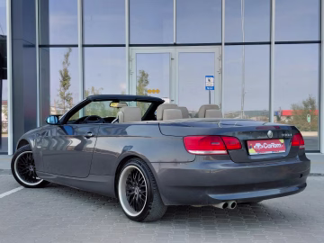 BMW 330 4