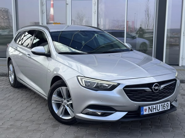 Opel Insignia 1