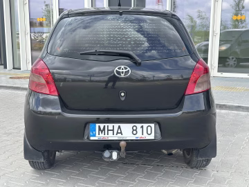 Toyota Yaris 5