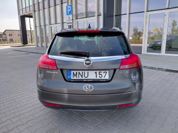 Opel Insignia 5