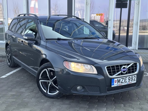 Volvo V70 1