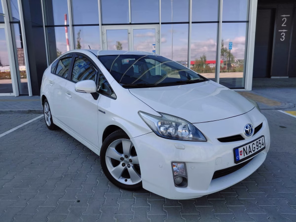 Toyota Prius 1