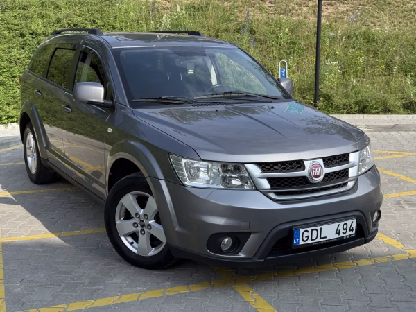 Fiat Freemont 1