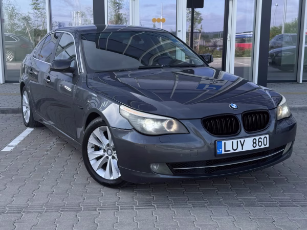 BMW 525 1