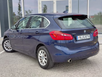 BMW 214 Gran Tourer 4