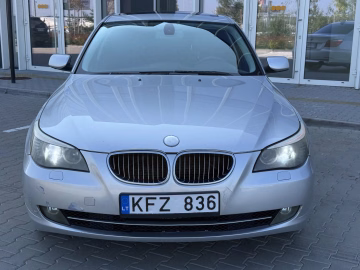 BMW 528 2