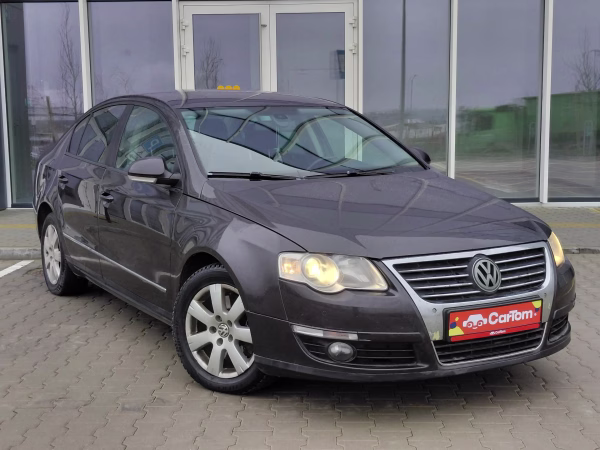 Volkswagen Passat 1