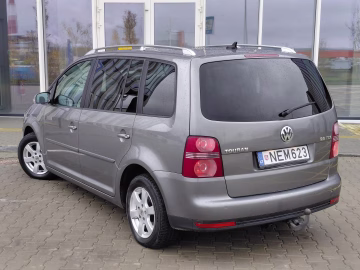 Volkswagen Touran 4