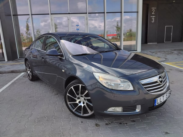 Opel Insignia 1