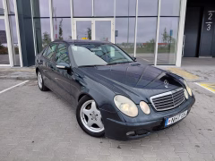 Mercedes-Benz E 280 1
