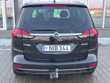 Opel Zafira Tourer 5