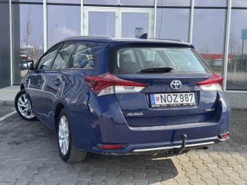 Toyota Auris 4