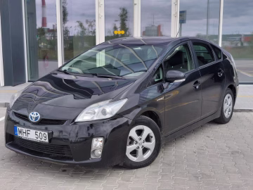Toyota Prius 3