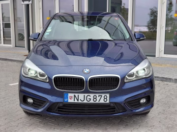 BMW 214 Gran Tourer 2