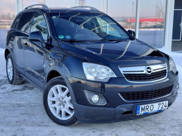 Opel Antara 1