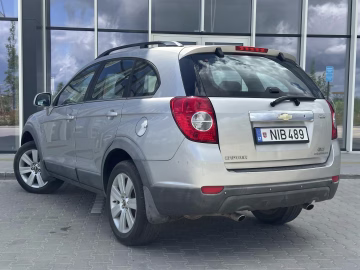 Chevrolet Captiva 4