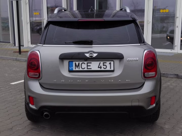 MINI Cooper Countryman 5