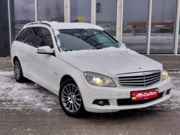 Mercedes-Benz C 220 1