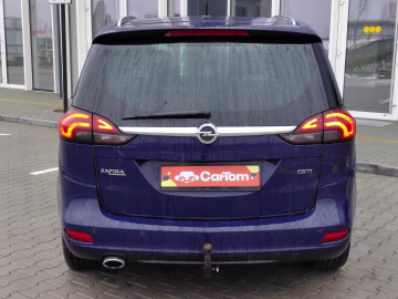 Opel Zafira Tourer 5