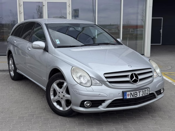 Mercedes-Benz R 350 1