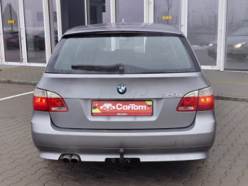 BMW 523 5