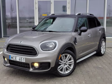 MINI Cooper Countryman 3