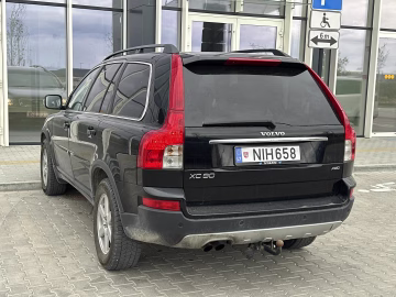 Volvo XC90 4