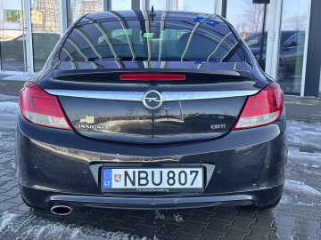 Opel Insignia 5