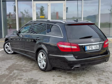 Mercedes-Benz E 350 4
