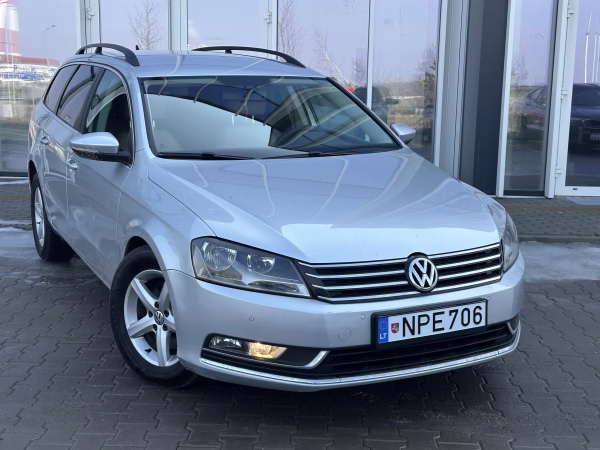 Volkswagen Passat 1