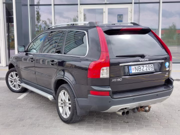 Volvo XC90 4